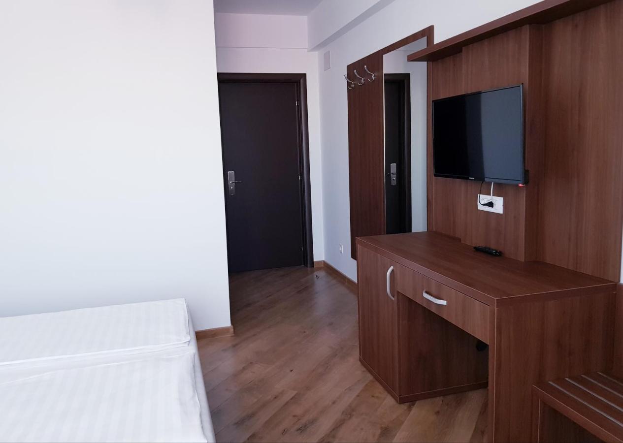 Helios Hotel Sulina Exterior photo
