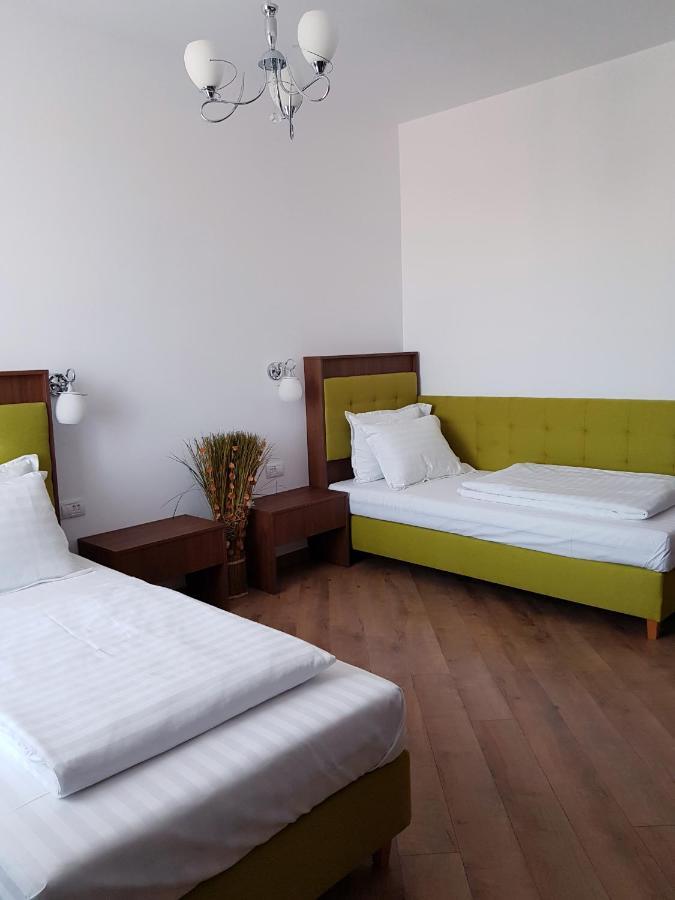 Helios Hotel Sulina Exterior photo