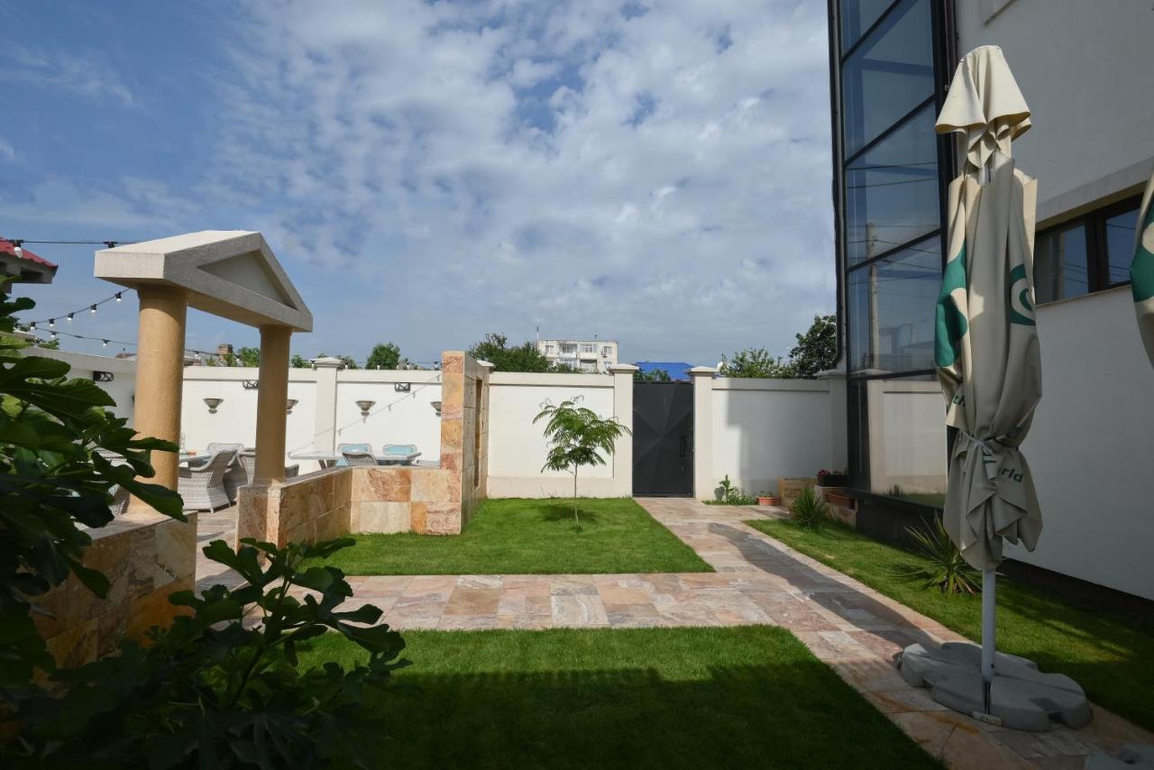 Helios Hotel Sulina Exterior photo